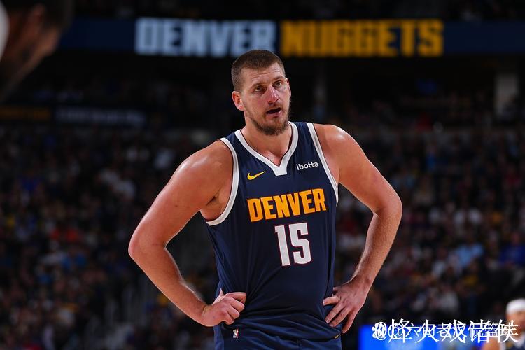 普尔狂砍39分力压约基奇56+16 奇才终结16连败击败掘金